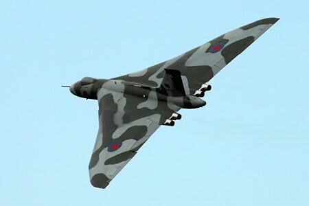 Vulcan B.2 XH558